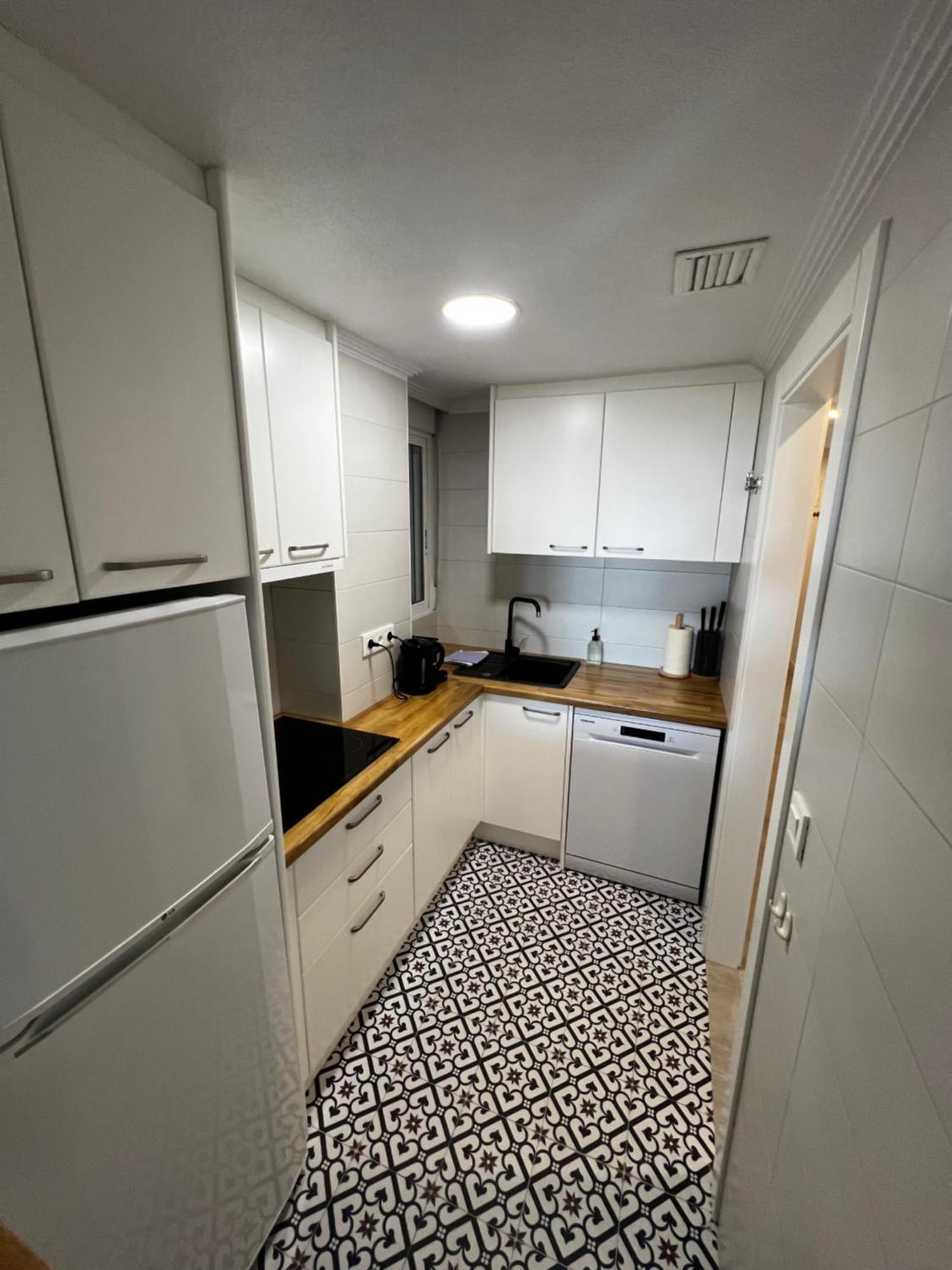 Costa Este Apartments - Торевиеха Екстериор снимка